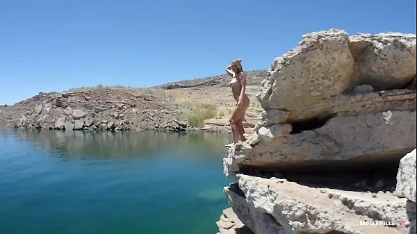 Losing Anal Virginity at Public Beach - Molly Pills - Outdoor Amateur Porn POV
