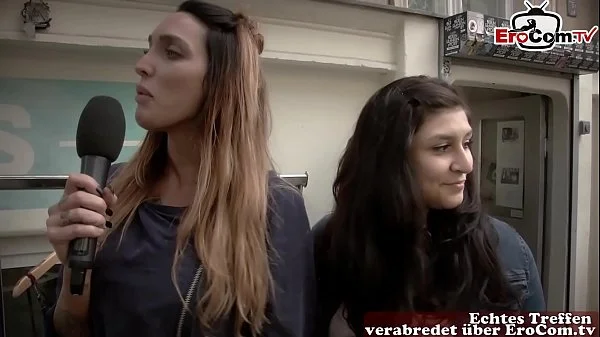 Berlin Straßen Casting - normales Mädchen und Mann machen One night Stand