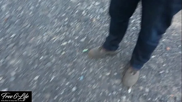 Nacktprotest vor Tesla Gigafactory Berlin Pornodreh gegen Elon Musk