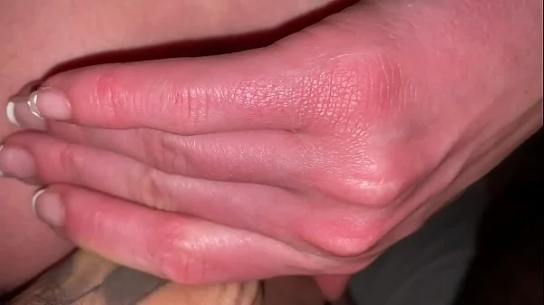 AMATEUR CREAMPIE ANAL - MON COPAIN ME RÉVEILLE & ME REMPLIT MON PETIT CUL  AVEC SA GROSSE BITE !
