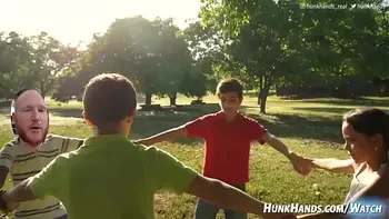 first-time YOUNG LATINA... first-time SQUIRT! AMATEUR fan USED! (Sep 10, Colombia)