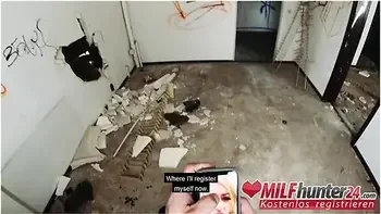 Lets Skinny Vicky Hundt Suck His Dick Before The Fucking