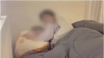 後ろから優しくおっはい触ったらえっちな気分になって奥まてカン突きされて大絶頂してしまう変態トm彼女