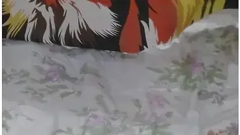 Hot Brazilian Brunette Masturbating With Toy Online