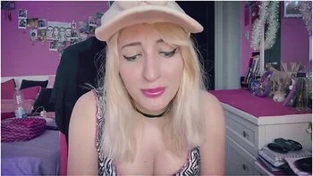 I Open A Mysterybox Sent From A Sex Shop Ep. 2