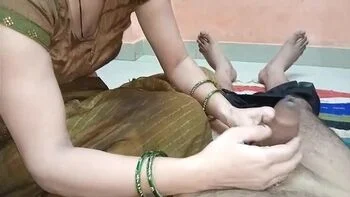 Indian Desi Bhabhi Janvibhabhii Hardcore Sex with Blowjob & Creampie in Hindi - Newly Married Couple Midnight Fuck
