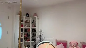 French Amateur Cheating Wife Cosplay Lara Croft Creampie POV