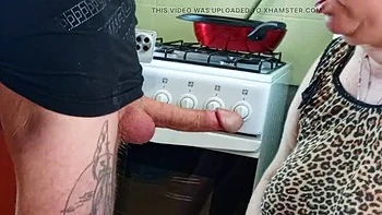 Stepmom Swallows My Cum Instead of Coffee - Zona901 Deep Throat Blowjob