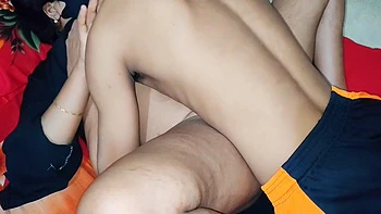 Desi Girlfriend Hot Sex Video In My Home.fuck Her Sexy Pussy