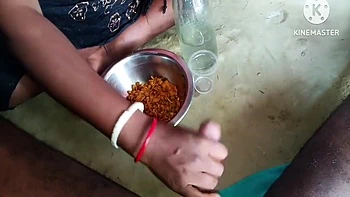 Piya Bhabhi - Desi Hot Bhabhi Ne Daru Piya Aur Lund Chusa