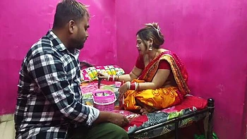 Sona Bhabhi Hardcore Fuck with Cum in Mouth - Desi Wife Bra Gift Sex Video