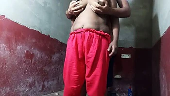 Desi Young Girl Hot Bathroom Sex With BF - Homemade Desi Teen Fuck