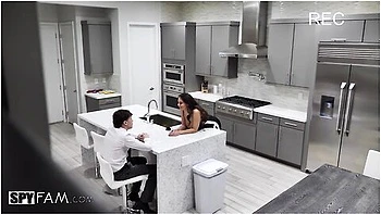 Ava Addams Begs For Stepsons Cock On Valentines Day