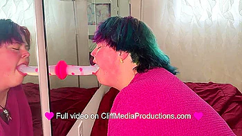 Housemate Co-topping Threesome