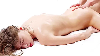 Sensitive Sensual Massage - Anna L