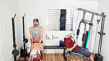 Exclusivo! Esposa Traindo Marido Pelas Costas Na Academia!
