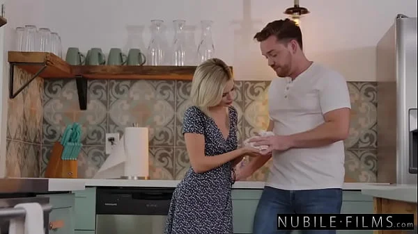 Kiara Cole Your cooking was just too steamy S37:E14