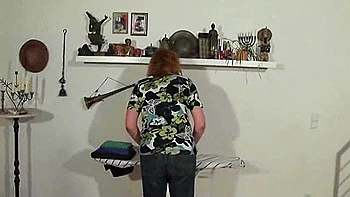 Full Figured Housewives Horny To Fuck