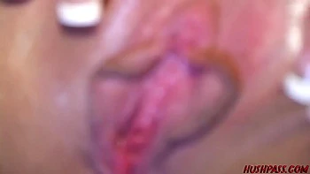 Alex Gonz And College Students - When They See Taylor, Every Frat Boy Wants To Nail Her