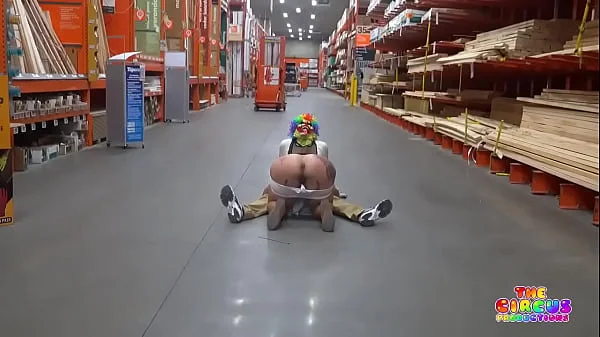 Clown gets dick sucked in The Home Depot