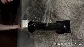 PERVERSE FAMILY Anna’s Anal Study