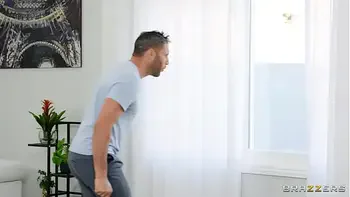 Sneaking Up On The Peeper  / Brazzers full at http://zzfull.com/peep