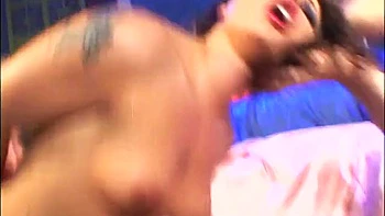 Gloves wearing babe gets her tight ass hole pounded deeply