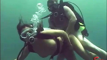 Daisy Duxxx Scuba Sex: Big Tits, Hardcore  Babe Porn