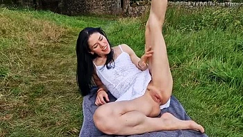 Nicky Brill Gapes Her Pussy Wide Open & Pisses Outdoors in Risky 4K Solo