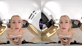 Hot vr sex with stunning babe peaches in Calibri