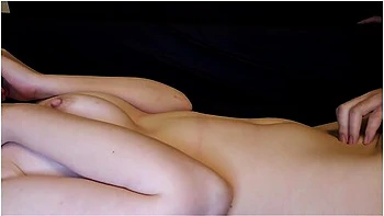 Japansk Brystmassage. Slikke Brystvorter Og Onani // Hojt Stonnende