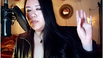 Dominatrix Mara Whipsers Asmr Phrases You Want To Hear