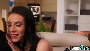 Nelly Kent In Gave The Biggest Welcome Ever