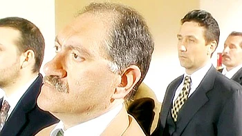 Vintage Threesome Featuring Double Blowjob And Rimjob