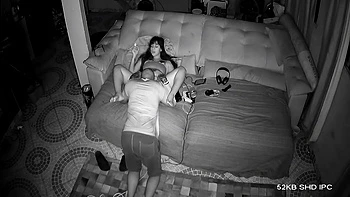 Camera De Seguranca Flagrando Casado Chupando A Buceta Da Melhor Amiga Da Esposa