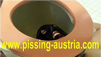 Japanese Mistress Pee On Toilet Slave