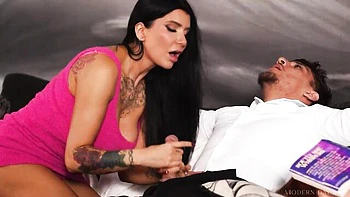 Romi Rain and Victor Ray are fucking on the couch with love