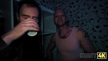 Hunt4k - big natural tits xxx