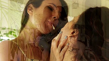 Lovely Reena Sky and Vanessa Veracruz at brunette action