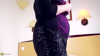 Amateur Mature Stepmoms Seduce Young Lovers