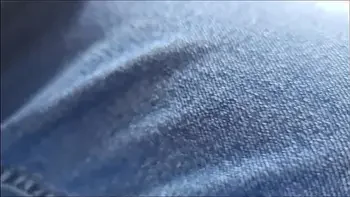 UPSKIRT A colegiala argentina con vestido