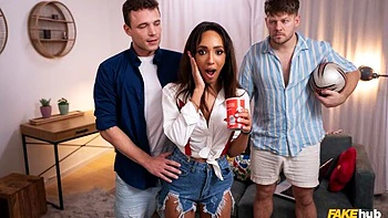 Horny Luna Blackx's cowgirl action