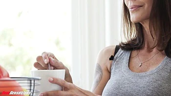 Graceful Shay and Damon's brunette trailer