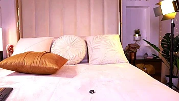 Solo amateur teen masturbates in lingerie
