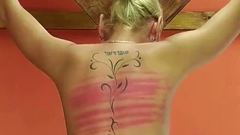 Spanking Machine - Bare Back Whipping