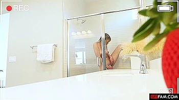 Stepdad Makes Stepdaughters Cunt His Fuck Toy