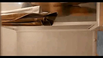 Chubby chick spied into WC 3