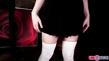 Voluptuous hooker at transgender porn