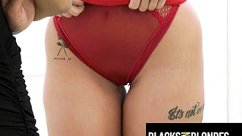 Kira and Ivy's lingerie sex