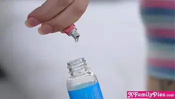 Hot teen step sister Anna Claire Clouds did April fools pranks on stepbro